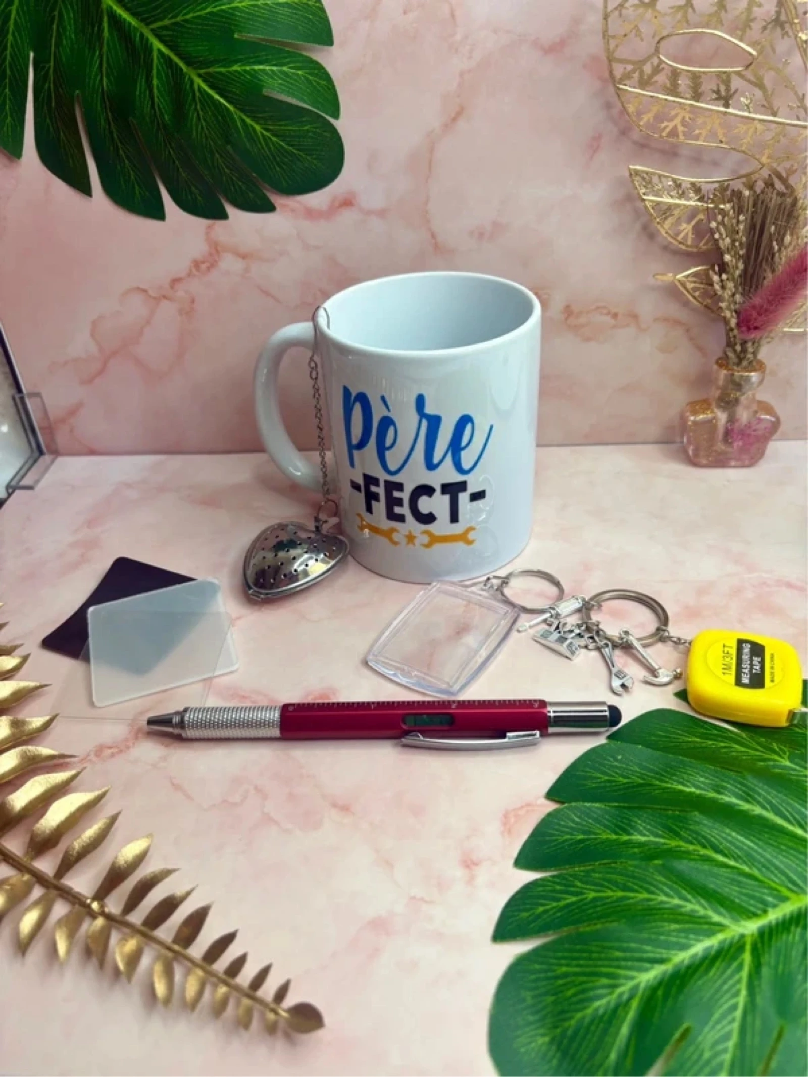 Coffret cadeau Fête des Pères – Mug Papa, accessoires pratiques et souvenirs personnalisés